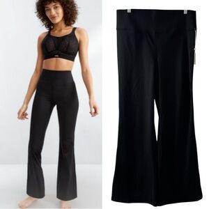NWT Bare Necessities Flare Leggings Black High Waist pants women’s XL Athleisure